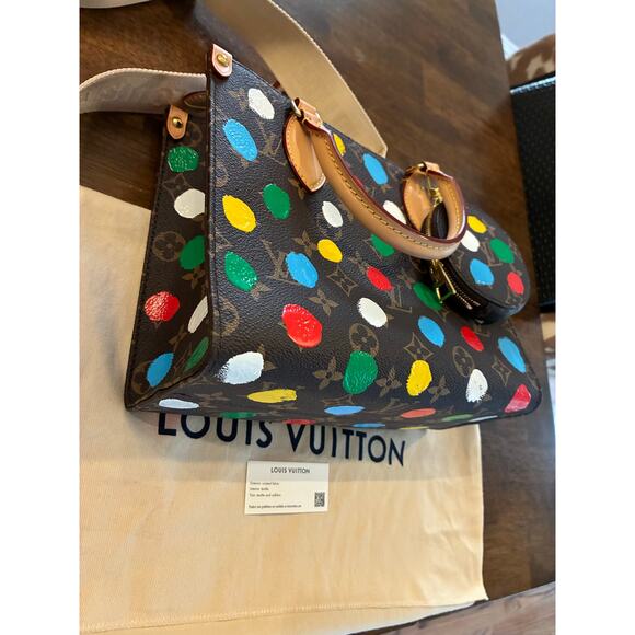 LOUIS VUITTON LV X Yayoi Kusama Monogram Dots Onthego PM Multicolor - Picture 4 of 10
